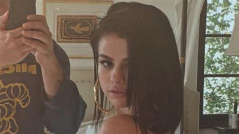 selena gomez nuds|Selena Gomez Posed Topless in the Bathtub on Instagram